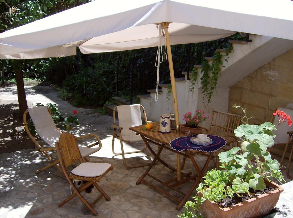 B&B L'Orangerie D'Epoque Lecce Exteriér fotografie